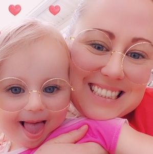 Meet your Posher, Candice